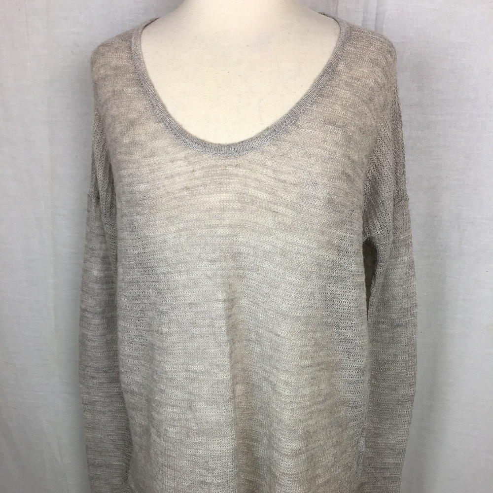 Helmut 70% Alpaca 30% Silk V Neck Sweater Gray